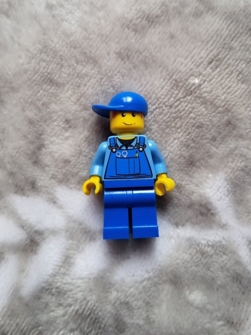 Lego Mini Figure Worker with Overalls Red Hair Creator Basic Set 6166 VTG Y2K